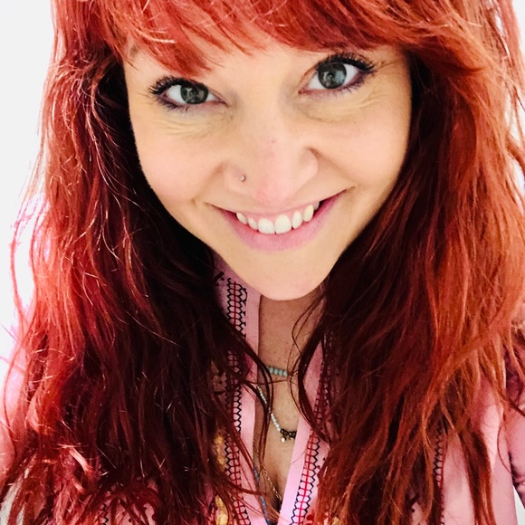 Meet your Posher, Erin - Picture 7 of 12